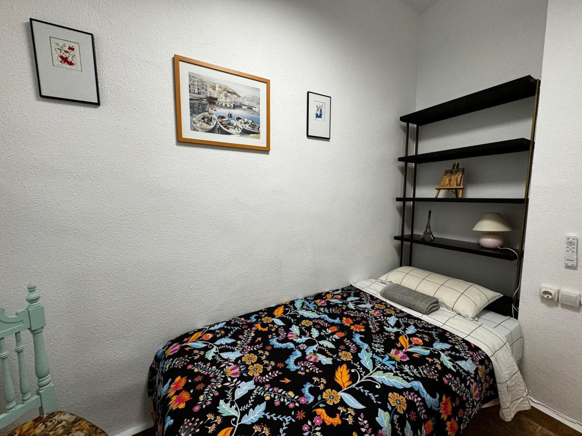 Russafa Codrut Apartment บาเลนเซีย ภายนอก รูปภาพ