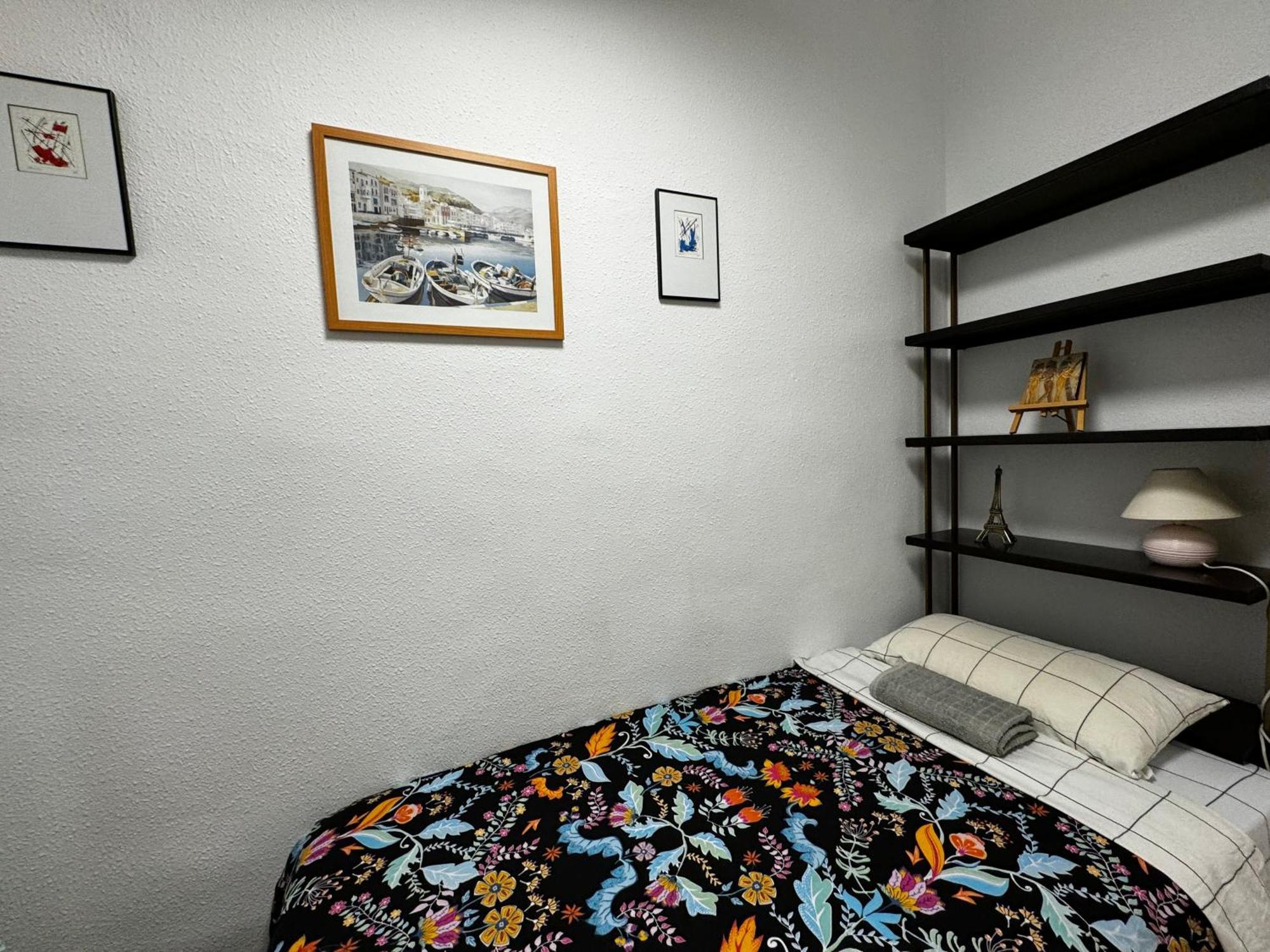 Russafa Codrut Apartment บาเลนเซีย ภายนอก รูปภาพ