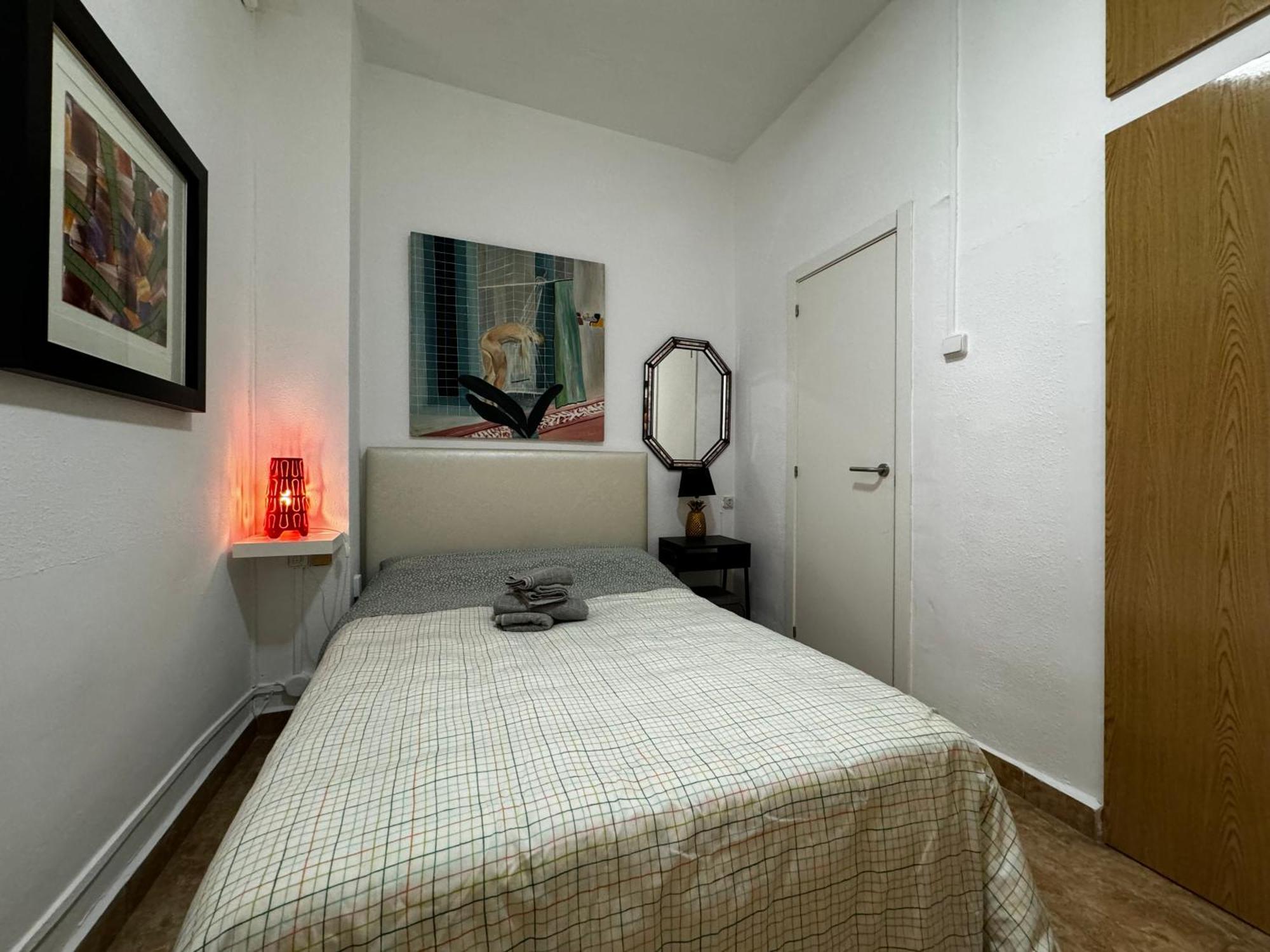 Russafa Codrut Apartment บาเลนเซีย ภายนอก รูปภาพ